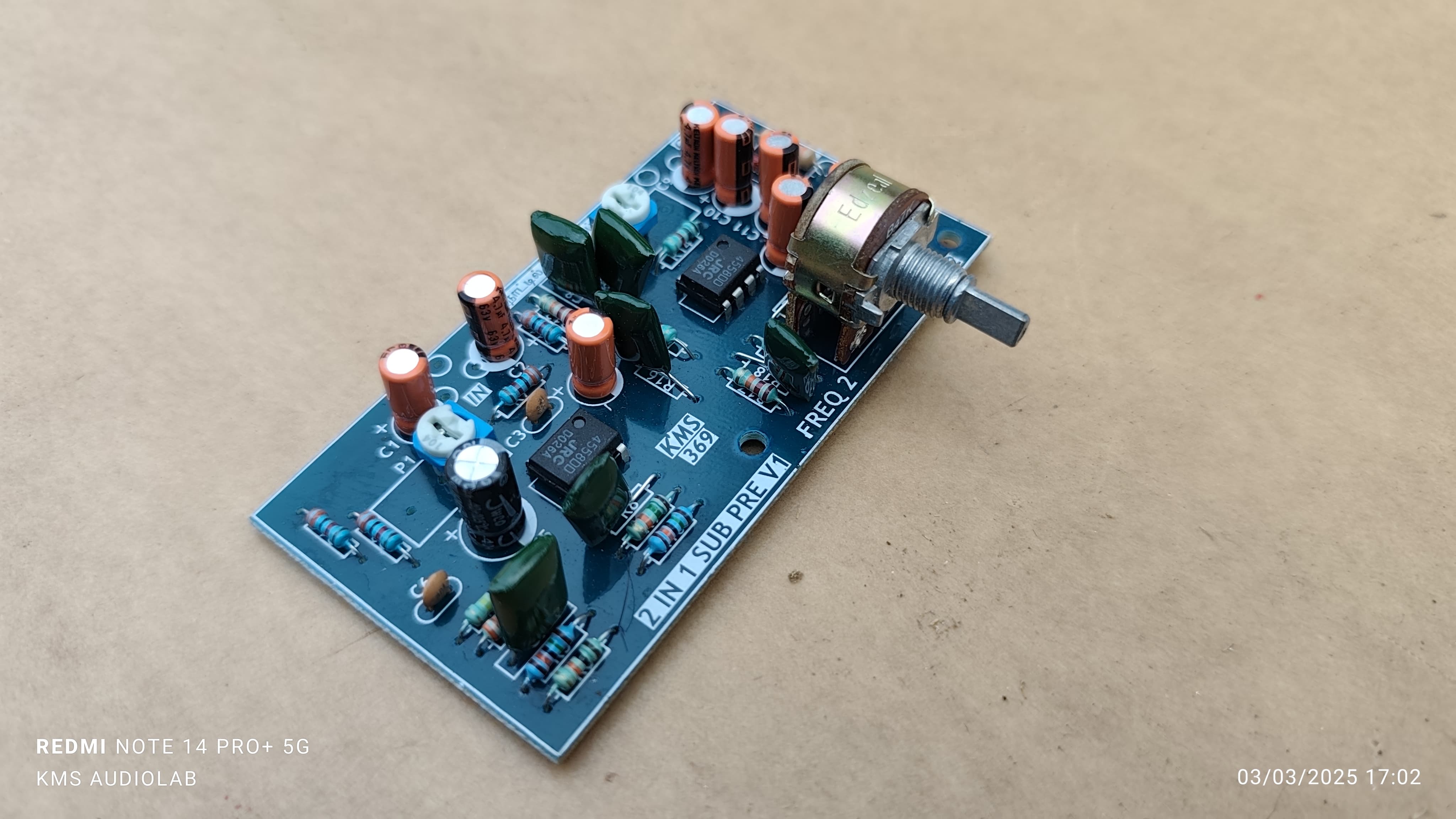 2in1 SUBWOOFER PRE AMPLIFIER 