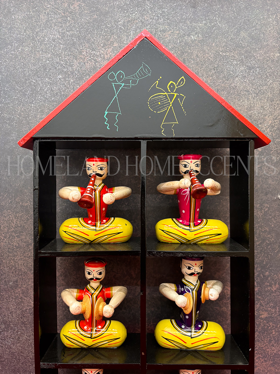 BAND POT HOUSE