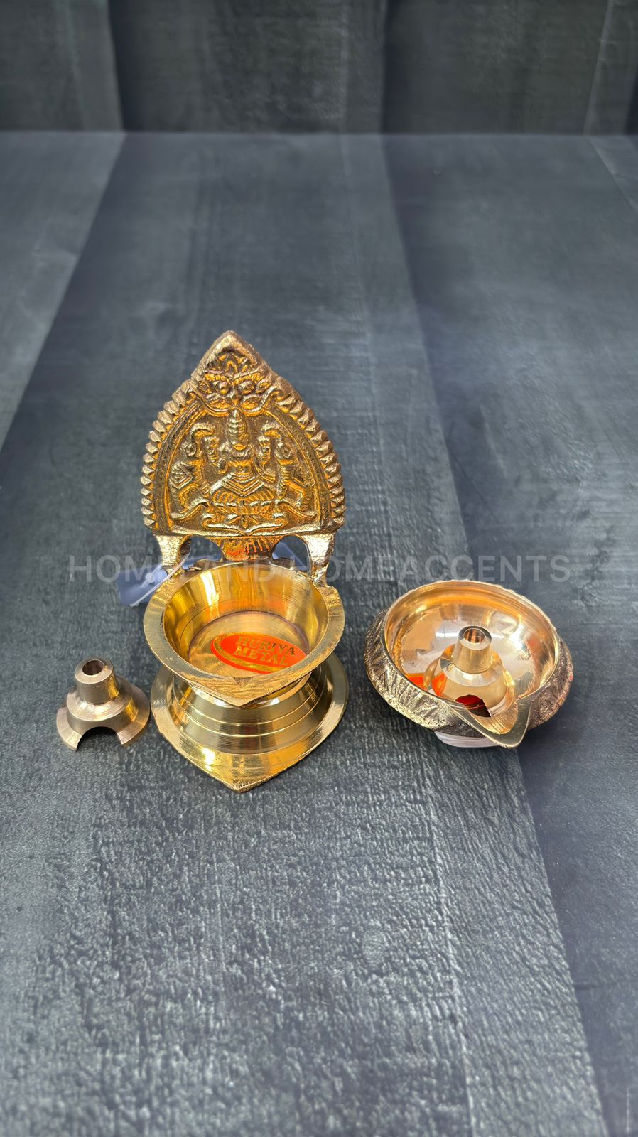 Round Brass Thiri Holder – Compact Design
