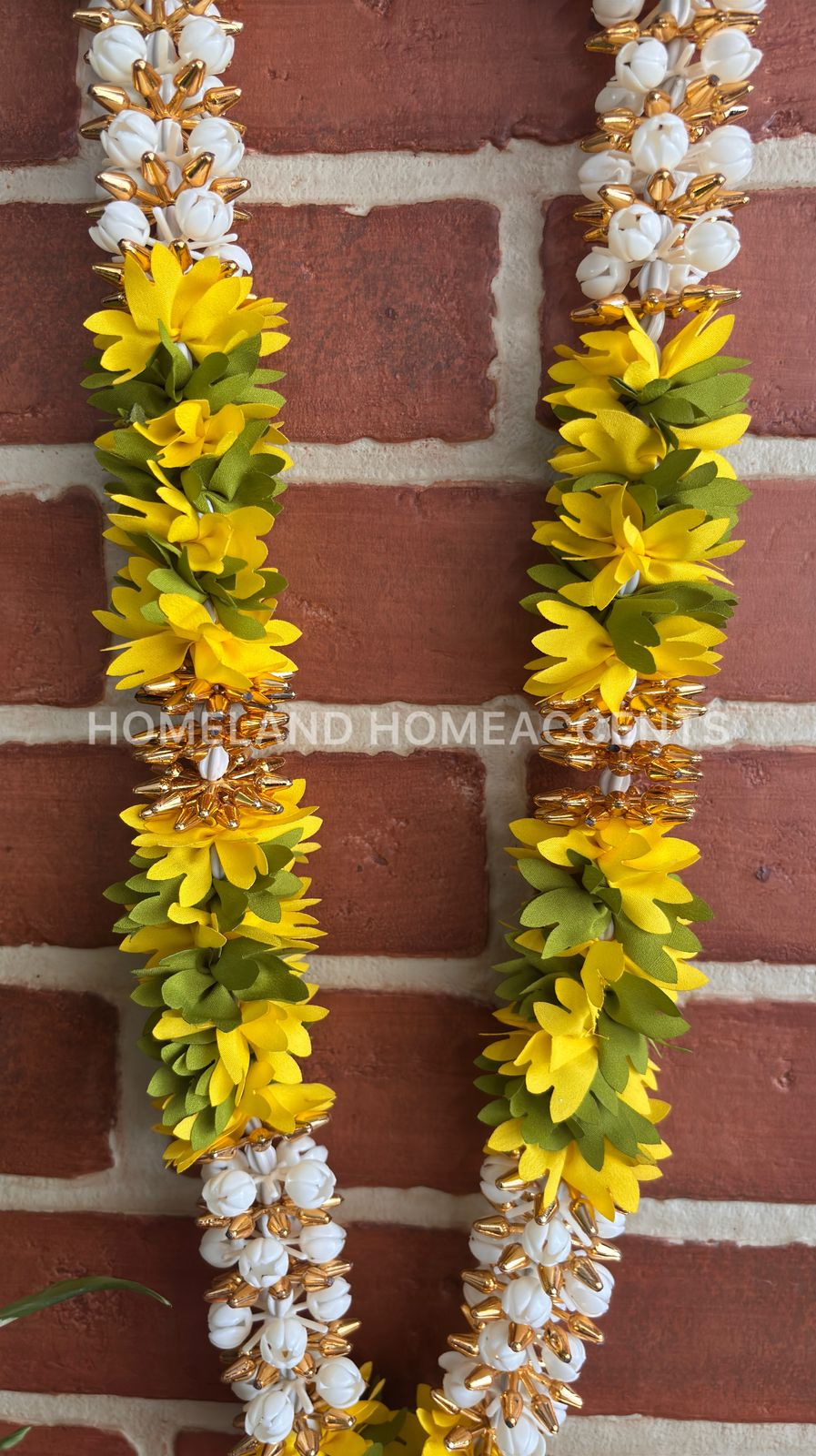 Exquisite Garland/Maalai - MAA047 (22 Inches)
