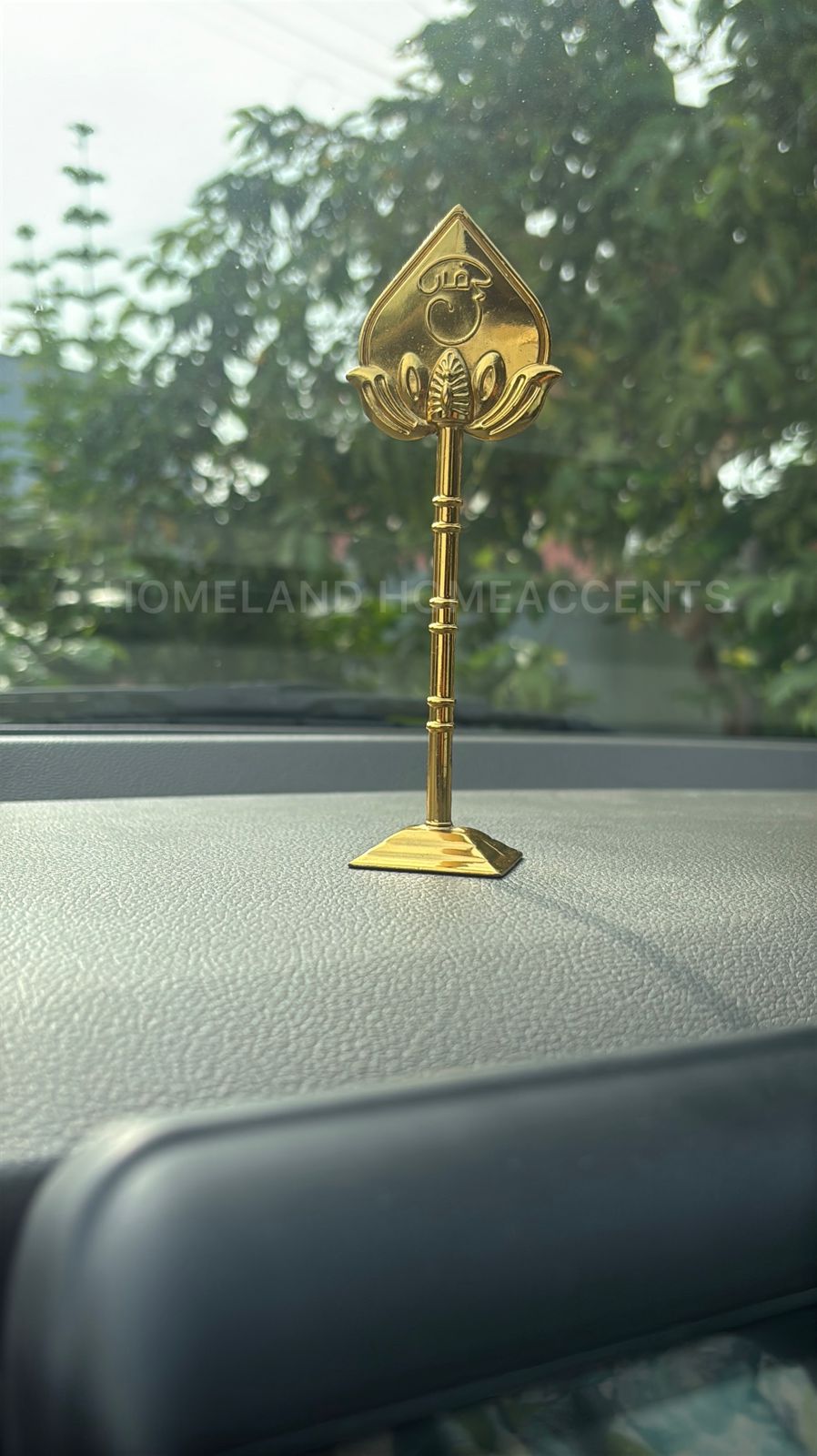 Murugar Vel - Gold 6 Inches