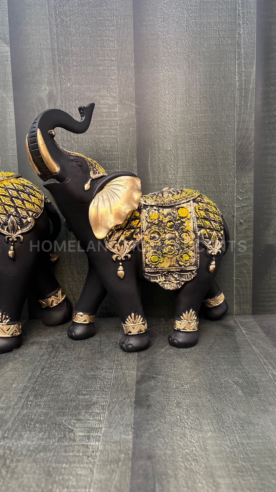 Set of 2 Decorative Elephants – Polyresin Finish