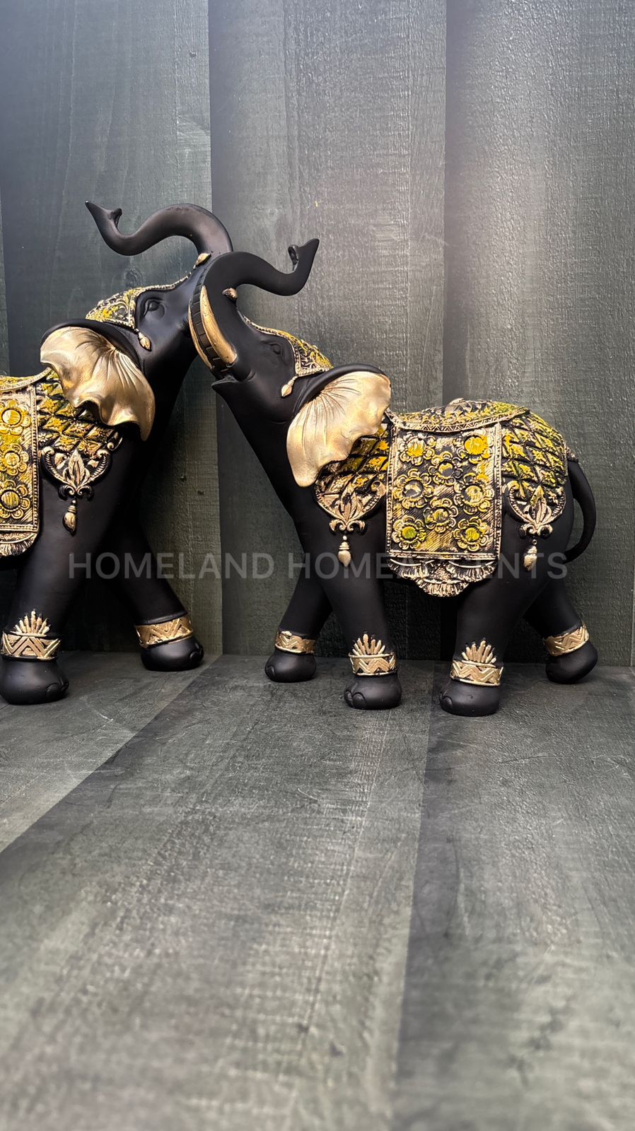 Set of 2 Decorative Elephants – Polyresin Finish