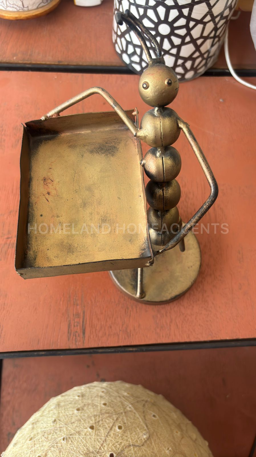 Handcrafted Iron Ant Stand – Powder Coated Utility Décor