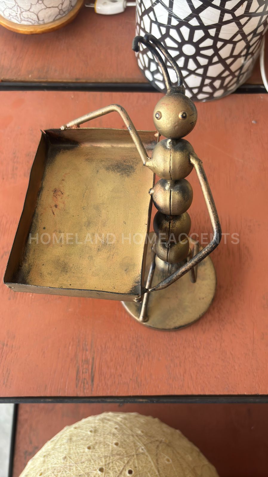 Handcrafted Iron Ant Stand – Powder Coated Utility Décor