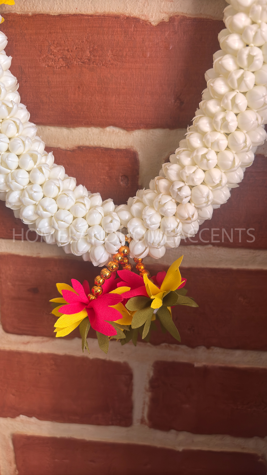 Malli Maalai/Garland Multicolour