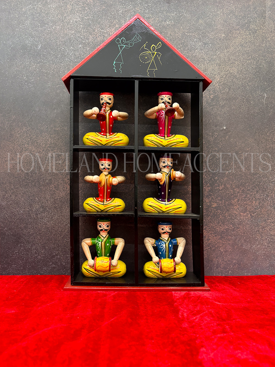 BAND POT HOUSE