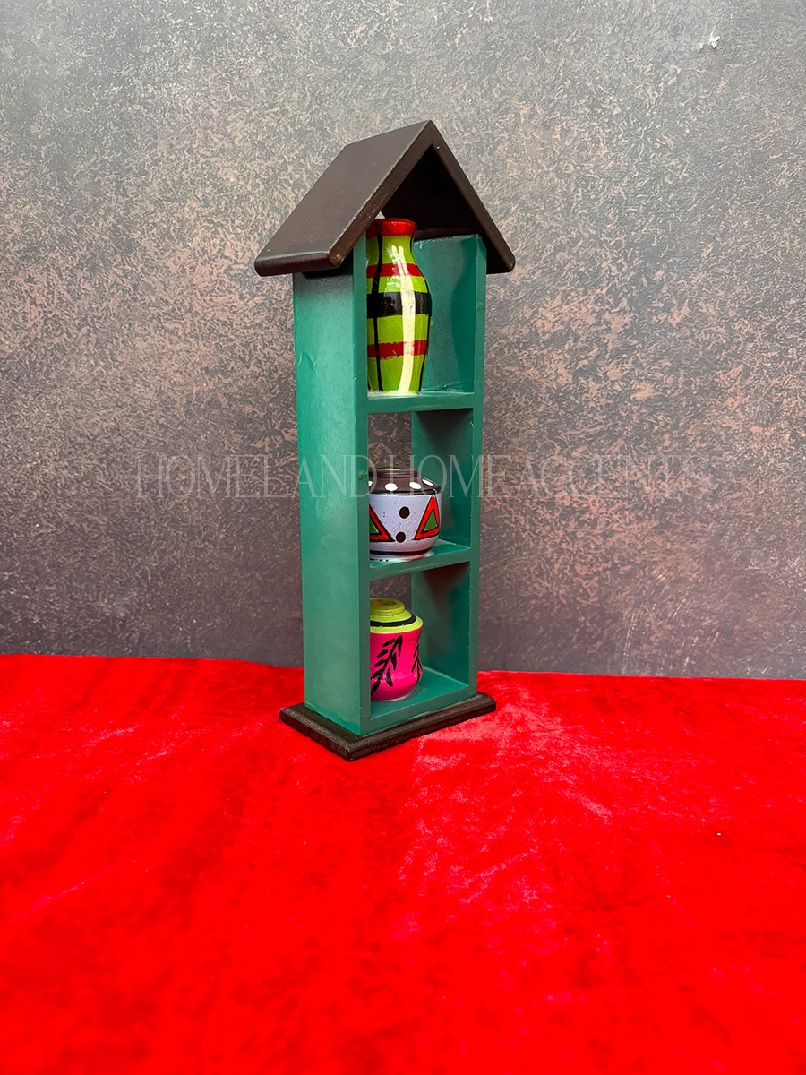WOODEN POT HOUSE