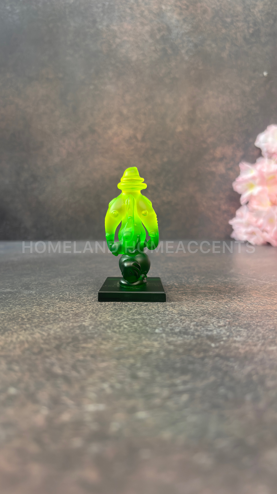 Glass Ganesha Figurine - Fluorescent green-Dark Green Gradient