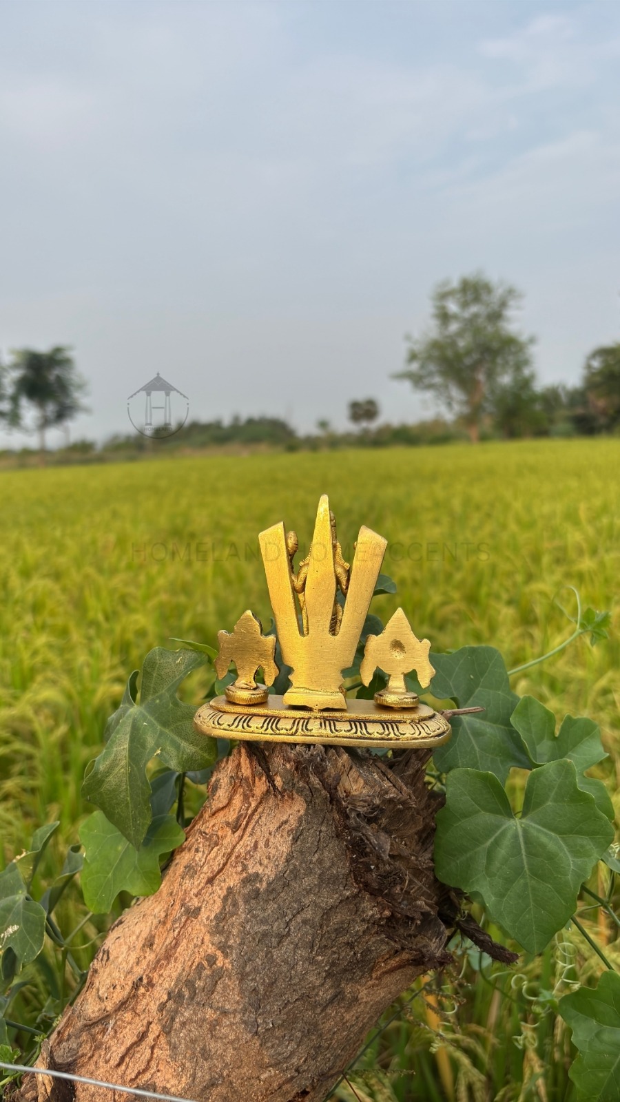 Small Brass Perumal Idol with Shanku Chakra Naamam
