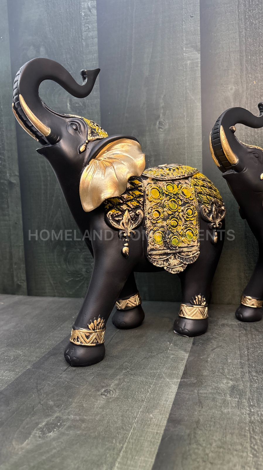 Set of 2 Decorative Elephants – Polyresin Finish