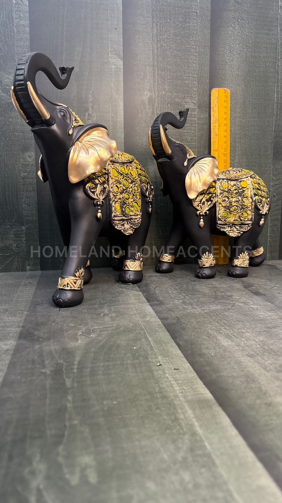 Set of 2 Decorative Elephants – Polyresin Finish