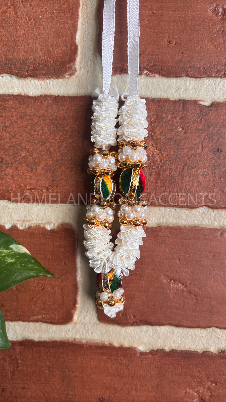 Mini Maalai/Garland with Pearl and Kunjam Detailing