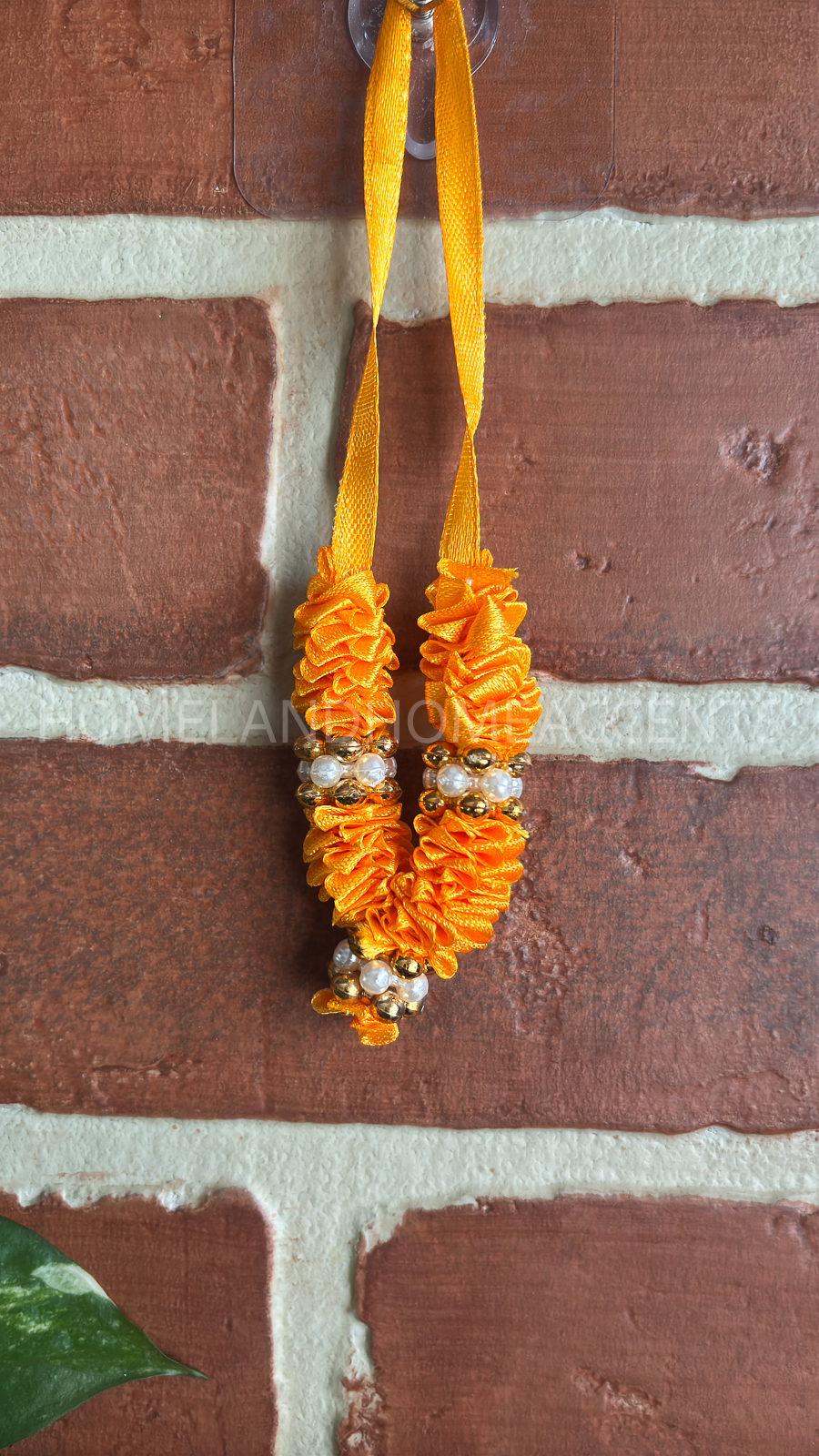 Mini Maalai with Pearl and Gold Detailing